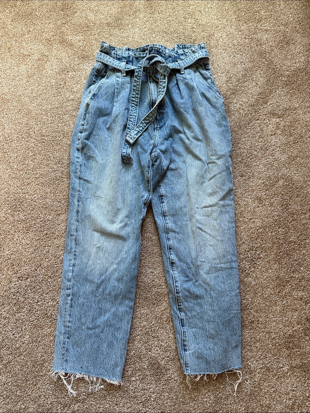 Abercrombie & Fitch Light Blue High-Rise Paperbag Jeans with Waist Tie